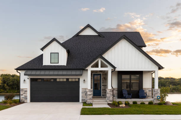 Best Commercial Roofing Services  in Lenox, IA